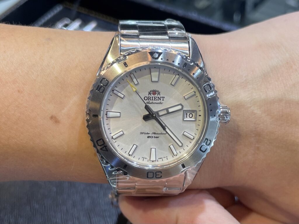 オリエント マコ40 試着レビュー！海外モデルも！ / トケタン 〜腕時計  