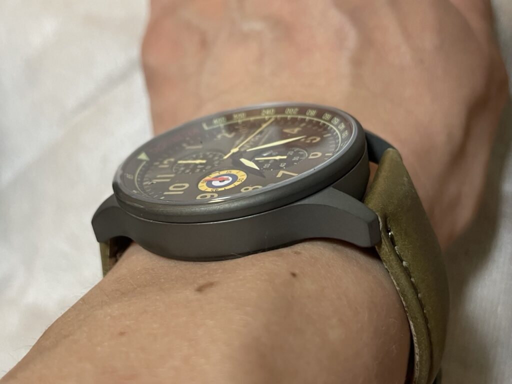 AVI-8 Hawker Hurricane Classic Chronograph　装着感